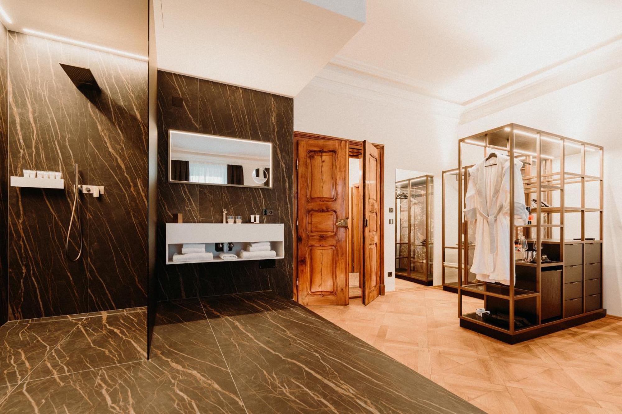 Meta Suites Historic City Living Bolzano Eksteriør bilde